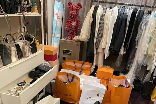 甘南县回收一线品牌衣服